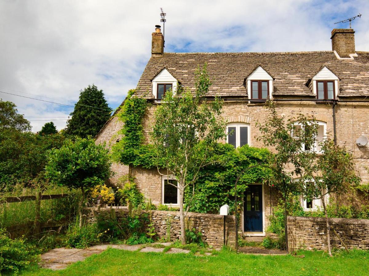 Field View Villa Cirencester Exteriör bild
