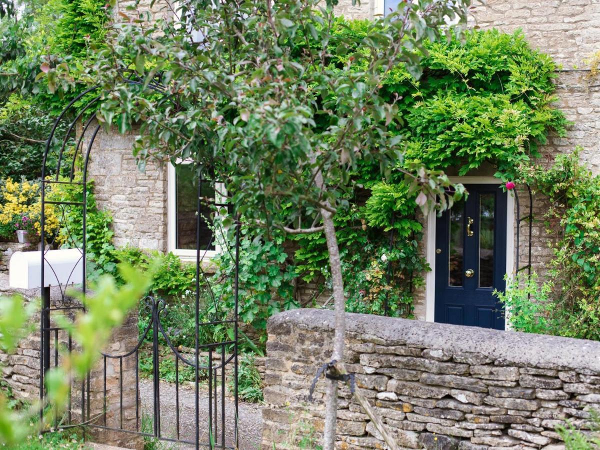Field View Villa Cirencester Exteriör bild